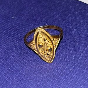 22ct Solid Yellow Gold Handcrafted Ring